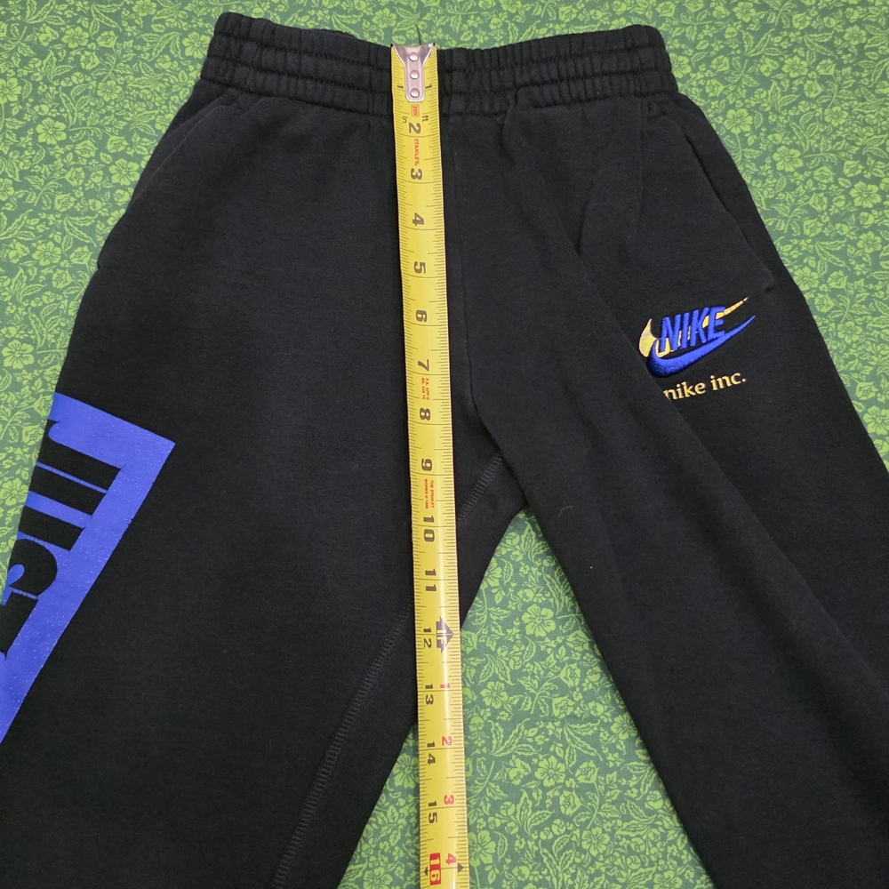 Nike Kids Black and Maroon Sweatpants Set - Picture 8 of 11